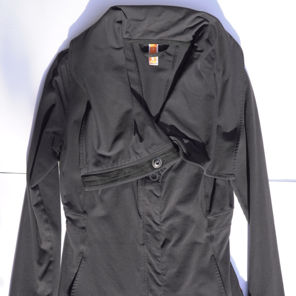 Women's Lucy Active Wear 1/2 Zip Button Up Jacket